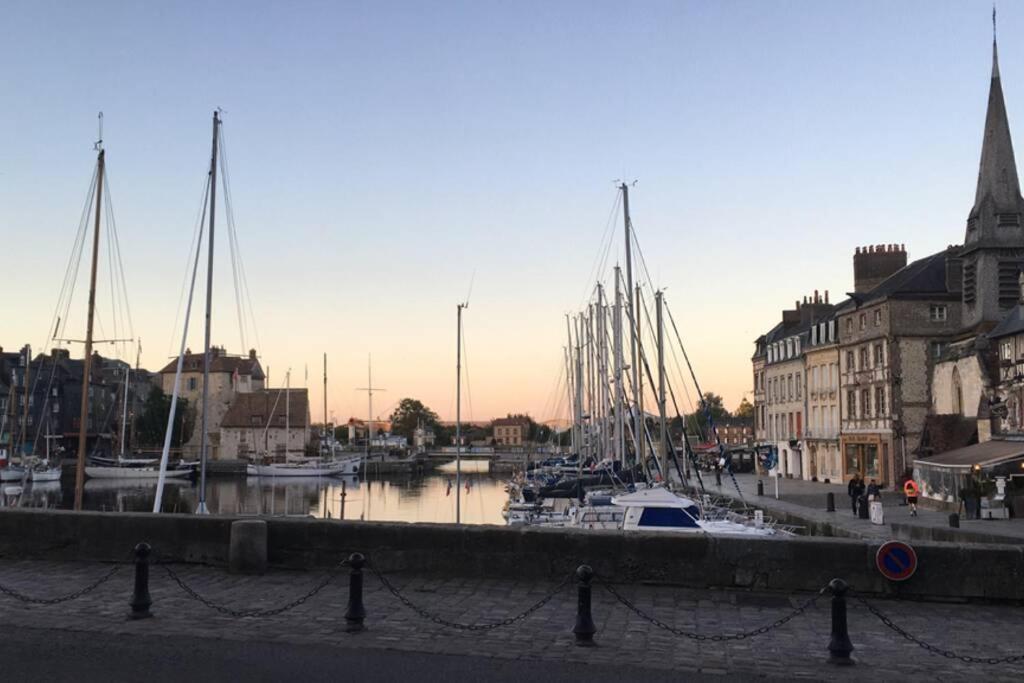 Le Logis Des Lavandieres Honfleur Bagian luar foto